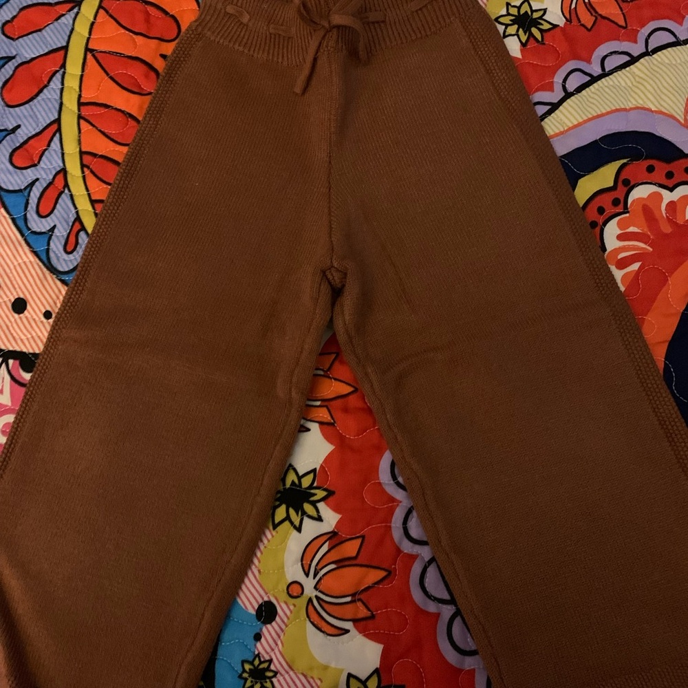Brand new brown sweater pants.